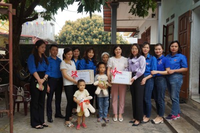 Trao quà cho 5 trẻ em có hoàn cảnh khó khăn mắc bệnh Thalassemia trên địa bàn huyện Mỹ Đức – Hà Nội