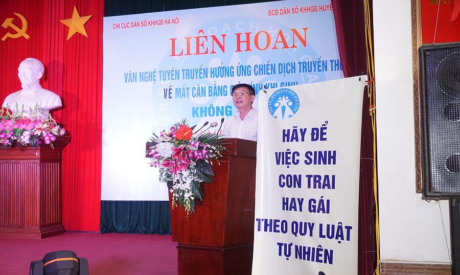 Th.S - Bác sỹ Nguyễn Đình Lân - Chi cục Phó chi cục Dân số - KHHGD Hà Nội phát biểu chỉ đạo tại tụ điểm truyền thông huyện Thường Tín